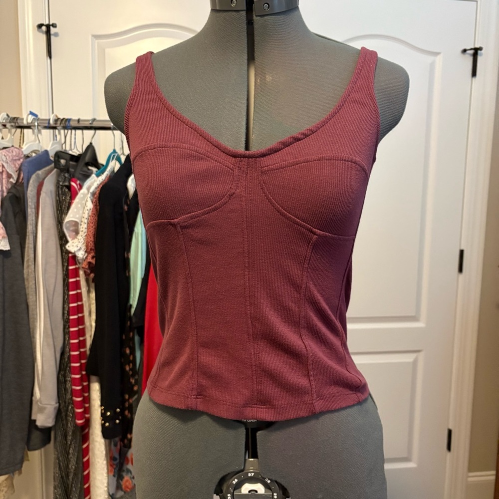 Universal Thread Pink Sleeveless Fitted Camisole